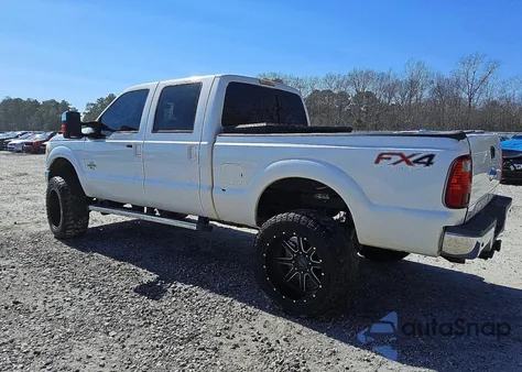 2015 Ford F250 Super Duty z USA, uszkodzony, nr VIN 1FT7W2BT1FEB75224